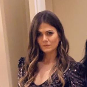 Meet your Posher, Dilek